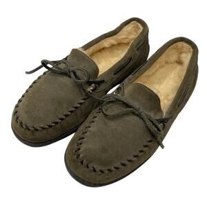 Minnetonka Mens Sheepskin Hardsole Moc Gray Suede Slip On Moccasins Shoes Sz 9